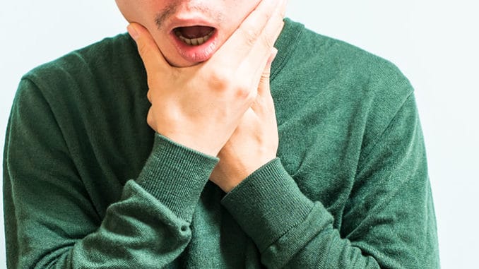 Bolest čelistního kloubu je častý stomatologický problém.